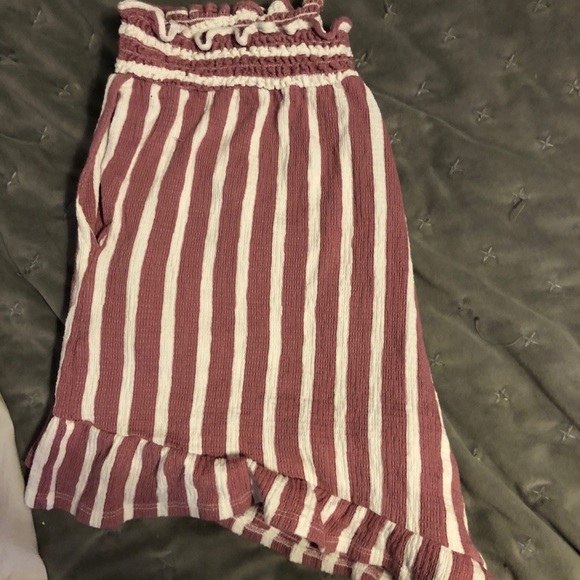 Two Piece Set - Picture 2 of 7